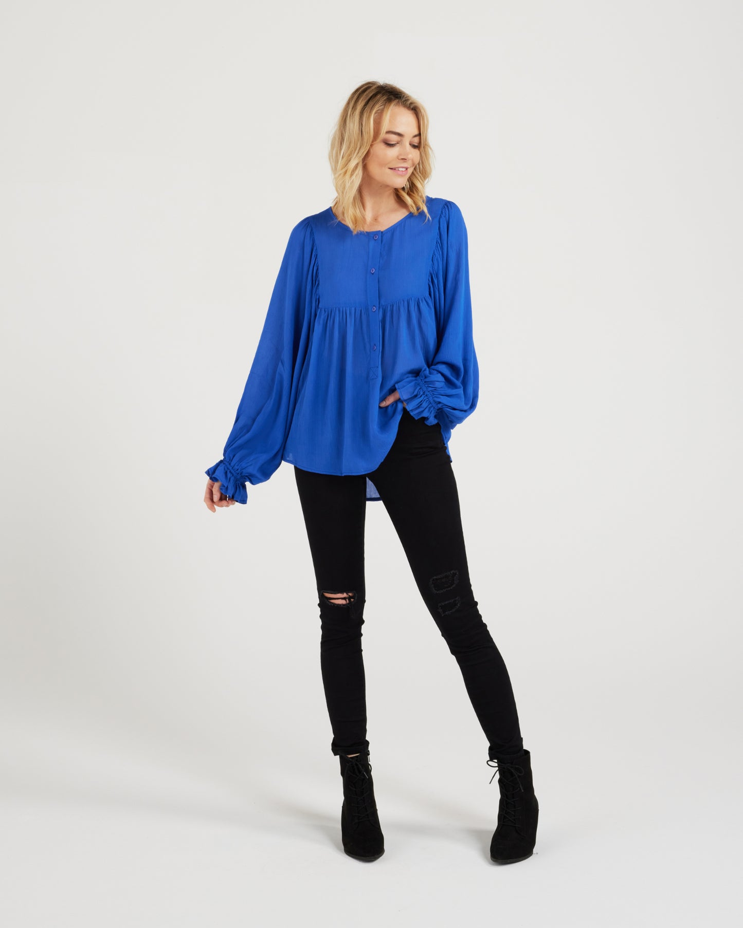 Valerie Top