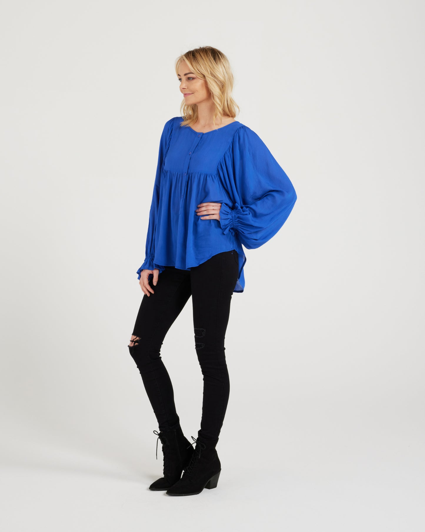 Valerie Top